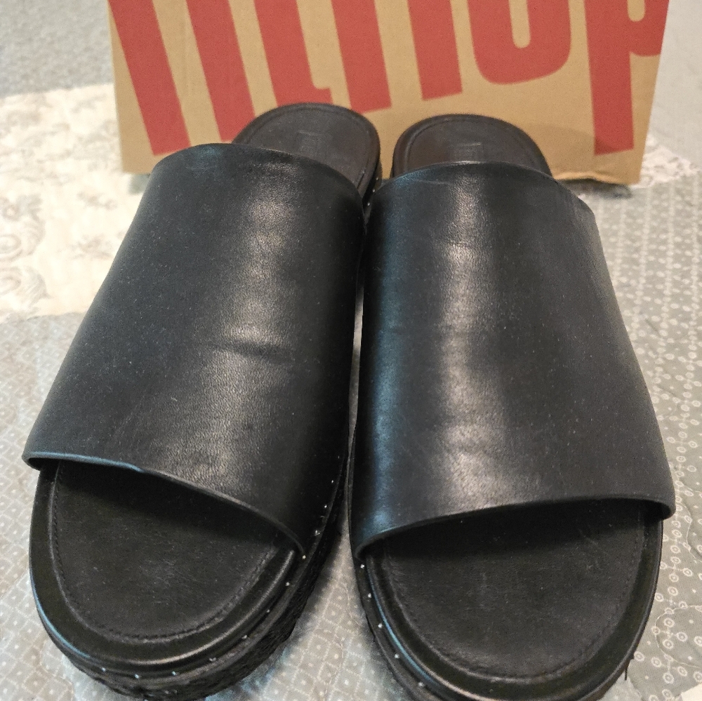 Fitflop Black Platform Sandals Size 10